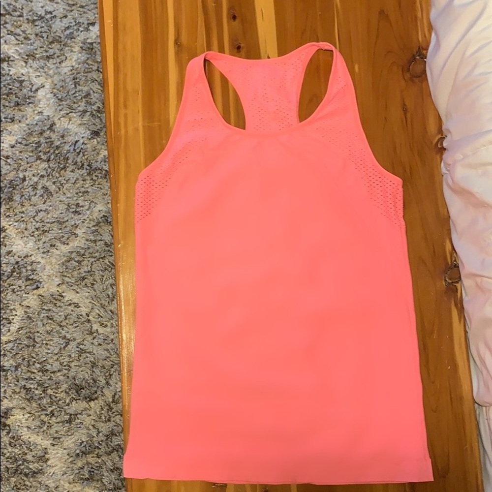 Fabletics tank - Picture 2 of 4